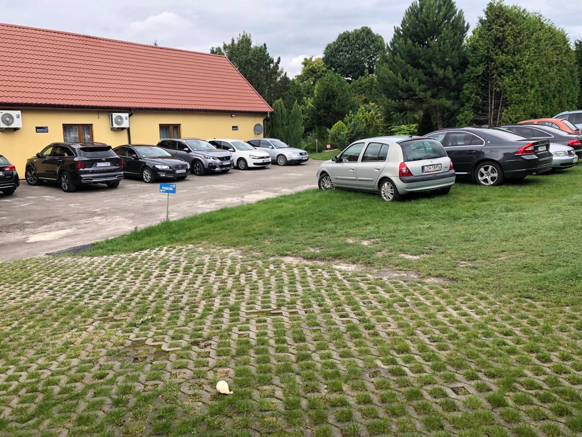 Zajazd Gosciniec Nowosiolki-Kolonia Экстерьер фото